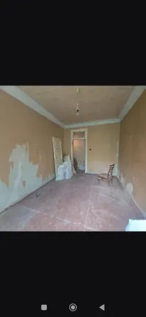 продам 2 к.кв. киевск. р. челюскинц.-ватутина 3700 мил р сталинка 65 кв м Донецк