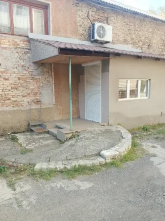 Сдам в оренду отдельно стоящие помещение Зугрэс