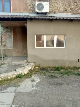 Сдам в оренду отдельно стоящие помещение Зугрэс
