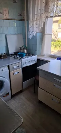 Продам 3 комнатную квартиру, возле горисполкома Турутина125. Енакиево