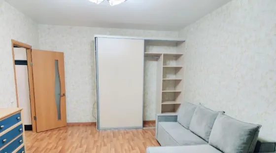 Сдам двухкомнатную квартиру в Ленинском районе Донецк