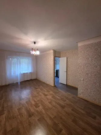 2 комн, ул. Кирова (Стоматология) Донецк