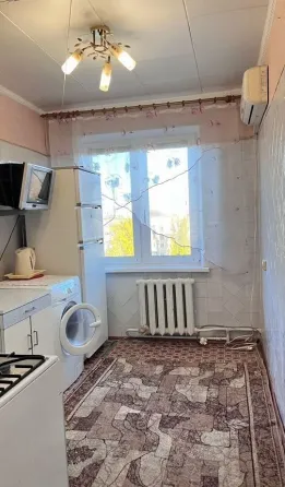 Продается 3- х комнатная квартира, ул. Куйбышева, дом 202, ориентир "Топаз". Донецк