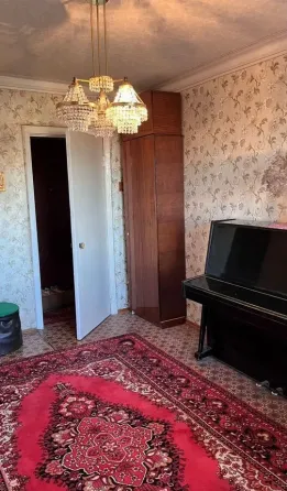 Продается 3- х комнатная квартира, ул. Куйбышева, дом 202, ориентир "Топаз". Донецк