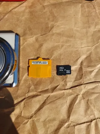 Olympus FE-5020 - рабочая винтажная камера (12 Мп, зум 24-120 мм) Донецк