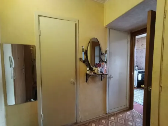 Продам - 1к. кв., ул. Шутова, м- он Широкий Донецк