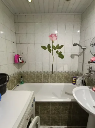 Продам - 1к. кв., ул. Шутова, м- он Широкий Донецк