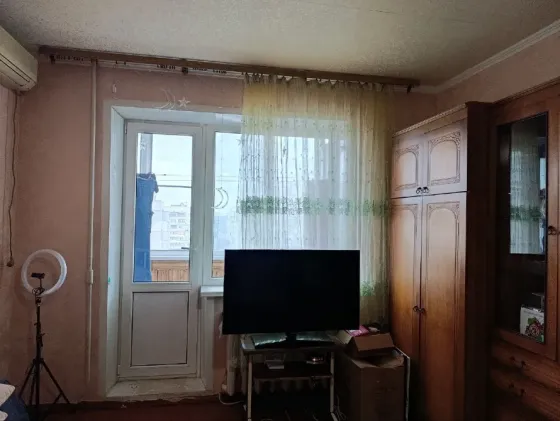 Продам - 1к. кв., ул. Шутова, м- он Широкий Донецк