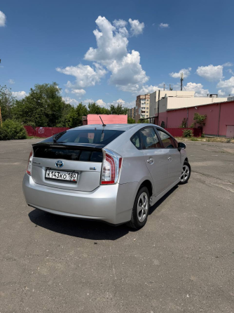 Продам Toyota Prius Донецк