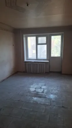 Продам 1 кв Розы Люксембург тихий центр Донецк