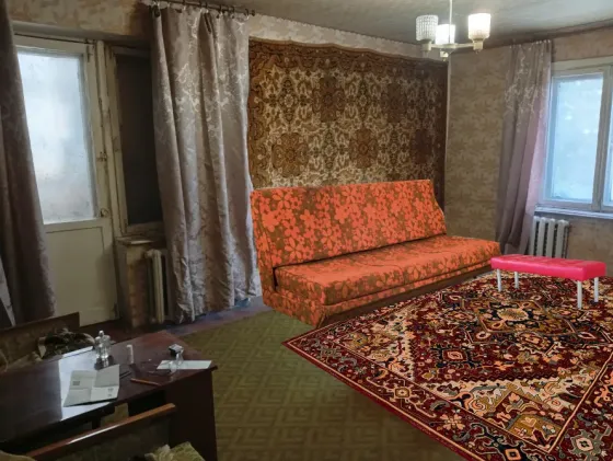 Продам квартиру Зугрэс