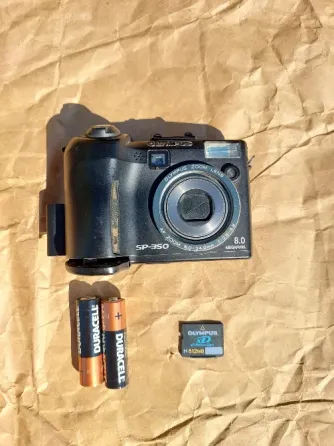 Olympus SP-350 - рабочая винтажная камера 8 Мп Донецк
