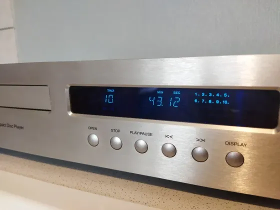 Exposure 2010s CD Player (made in England) Макеевка
