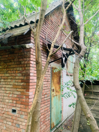 Продам дачу с участком земли Донецк