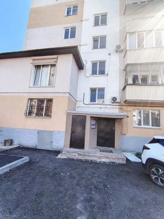 Продам 3 комнатную квартиру улица Ровная Мариуполь