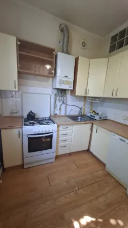 Продам крупногабаритную 3 к.кв Парк Гулливер Донецк