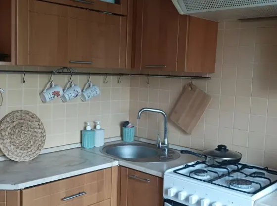 1 ком. квартира, б. Шахтостроителей Донецк