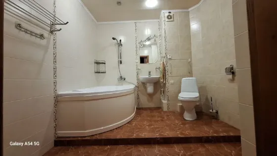 Продам 1 квартиру Чешка Донецк