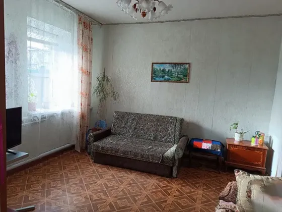 дом в Ленинском р-не Донецк