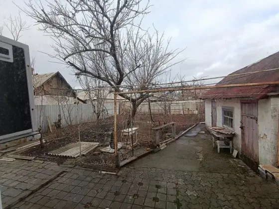 дом в Ленинском р-не Донецк