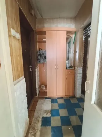 Продам 3-х комнатную квартиру , г. Харцызске, Героев Сталинграда, район центрального рынка Харцызск