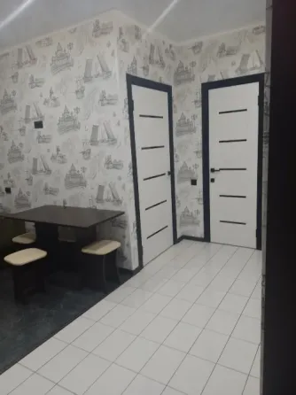 Сдам однокомнатную квартиру в Калининском р-не Донецка Донецк