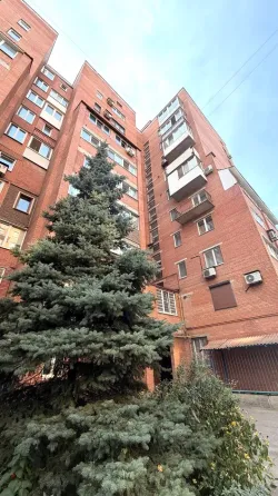 Без комиссии! Продажа 4-ком.кв. проспект Панфилова. 136м2. Цена : 10.5 млн.руб. Донецк
