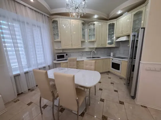 Вода 24/7 Аренда Шикарной 2-комнатной квартиры в Ворошиловском районе Vip Class - Паркинг. Донецк