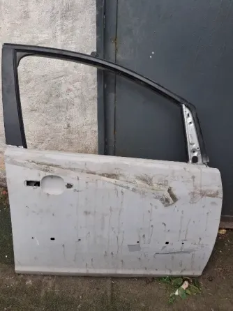 Форд C-max 2006 год двери Макеевка