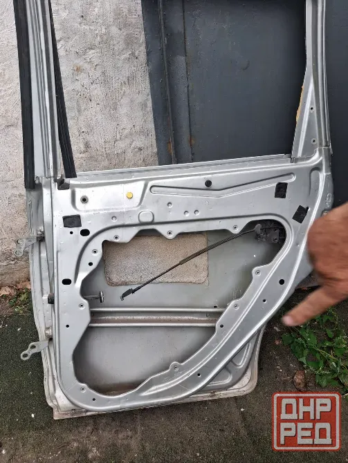Форд C-max 2006 год двери Макеевка - изображение 1