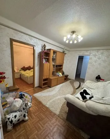 Продается 3-комнатная квартира в Кировском районе Донецка. Ул. Ревякина Донецк