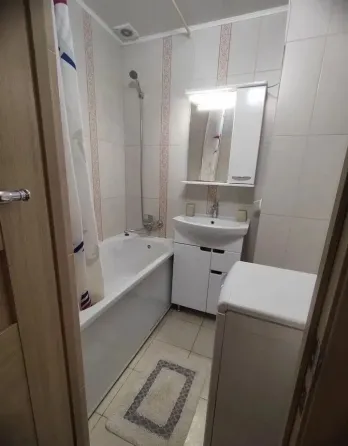 Продажа 2х комнатная квартира Макеевка, Даки, кв-л Шахтерский Макеевка