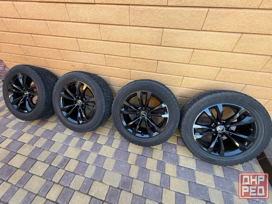 Продам оригинальные литые диски Audi 8.5×R19 5×112 с зимней резиной Yokohama Макеевка - изображение 1