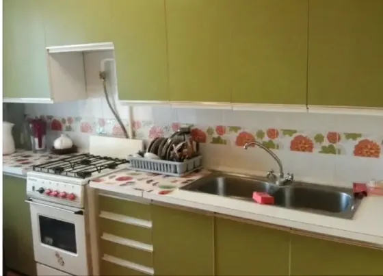 Срочная продажа, 3к на Богдана Хмельницкого Донецк