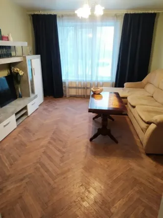 Сдаётся уютная "трёшка" в Ленинском районе Донецк