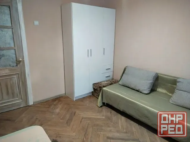 Сдаётся уютная "трёшка" в Ленинском районе Донецк - изображение 1