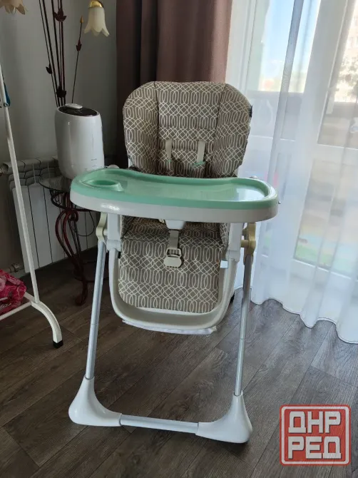 Продам трёхколёсный велосипед и стульчик для кормления Донецк - изображение 2