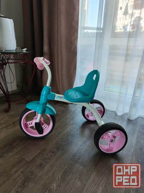 Продам трёхколёсный велосипед и стульчик для кормления Донецк - изображение 3