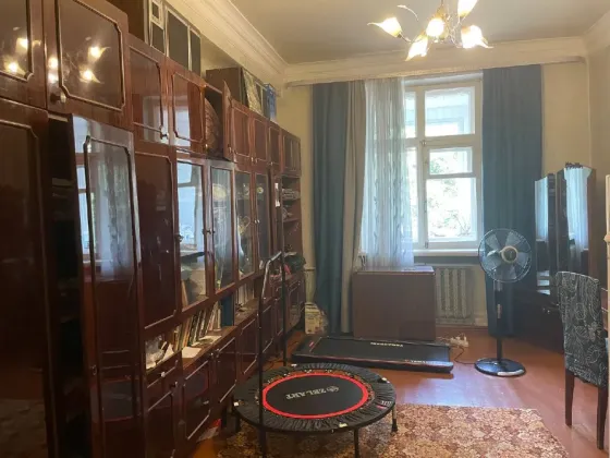 Сдам 1 ком в центре проспект Гурова Донецк