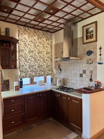 Продам шикарный дом , 15 сот. приватизированный,Белосарайская коса. Мариуполь