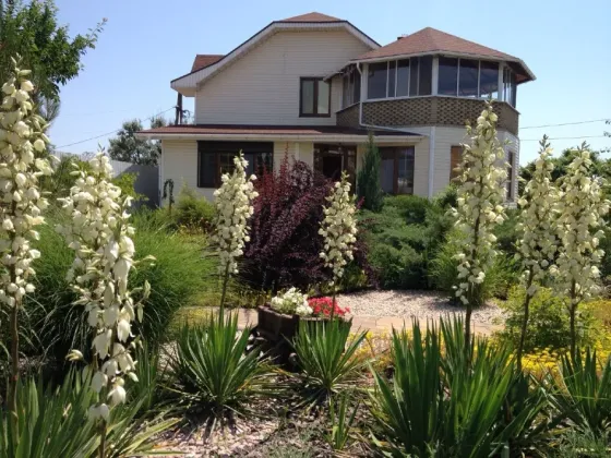 Продам шикарный дом , 15 сот. приватизированный,Белосарайская коса. Мариуполь