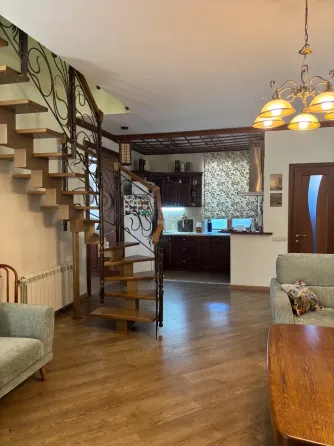 Продам шикарный дом , 15 сот. приватизированный,Белосарайская коса. Мариуполь