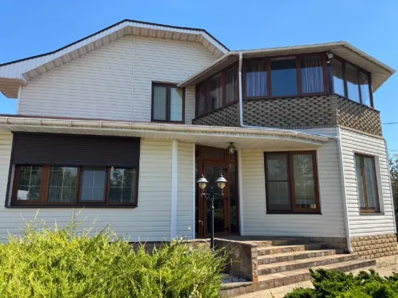 Продам шикарный дом , 15 сот. приватизированный,Белосарайская коса. Мариуполь