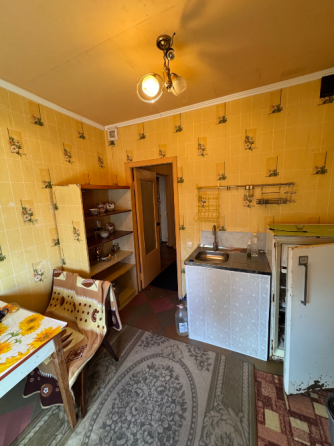 Срочно 2к кв Зеленый Горняцкий район Макеевка