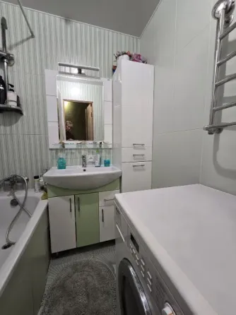 Продам 3-х комнатную квартиру с хорошим ремонтом, Гвардейка, центр, ул. Западная.. Макеевка