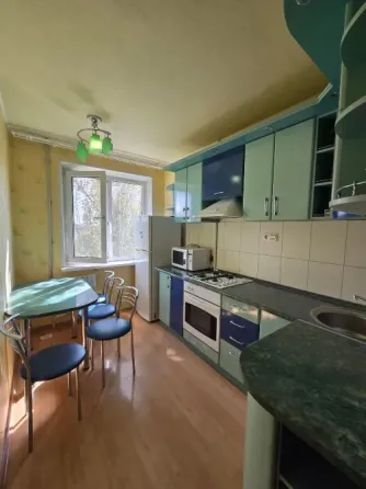 Продам 2-х комнатную квартиру с хорошим ремонтом, Донецк, Буденовский р-н, ул. Нижнекурганская. Донецк