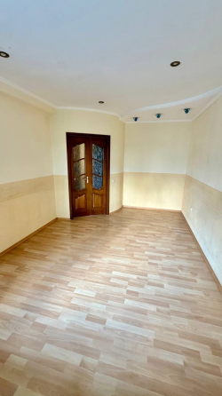 Продажа 2 комн.кв., пр. Кремлевский (мкр-н Октябрьский) Донецк
