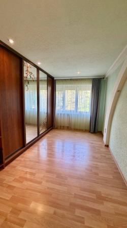 Продажа 2 комн.кв., пр. Кремлевский (мкр-н Октябрьский) Донецк