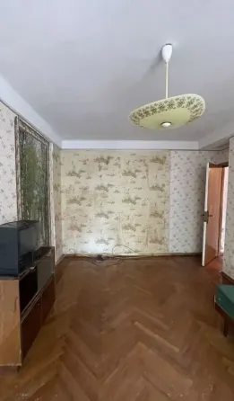 Продается 2 - х комнатная квартира, бульвар Шахтостроителей, ориентир Республиканская детская больни Донецк