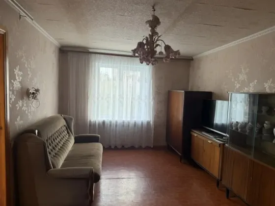 Сдаю реальную 2 ком. кв. Крытый рынок , б. Школьный, в офис ехать не нужно Донецк